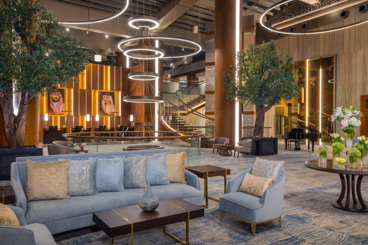 Jeddah Marriott Hotel Madinah Road Екстер'єр фото The lobby of the hotel